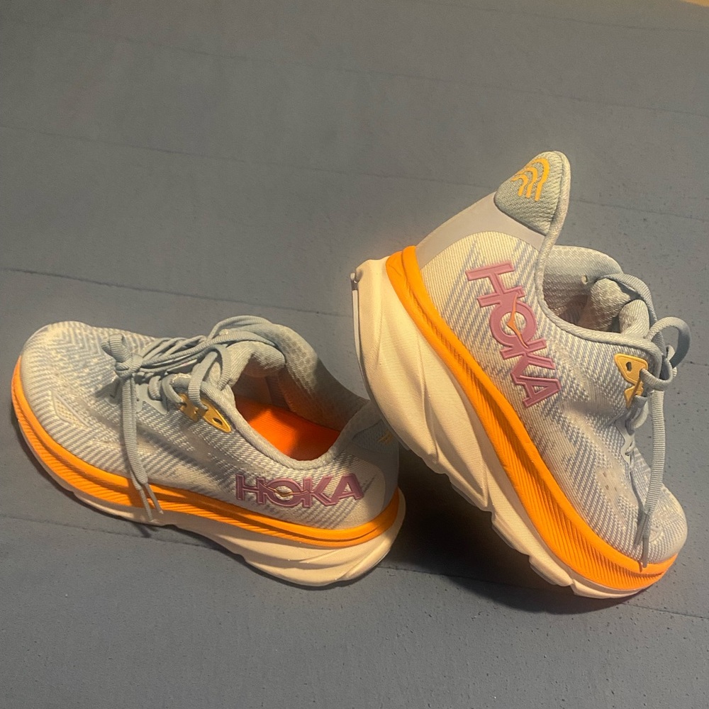 Hoka Clifton 9